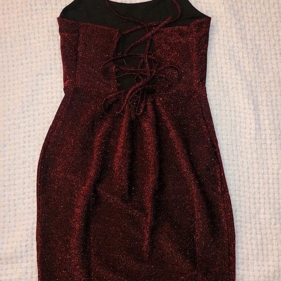 Red Sparkle Bodycon Dress - Picture 4 of 4
